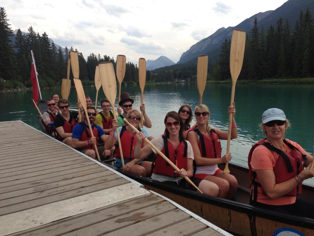 Ywca Banff Hotel Eksteriør billede